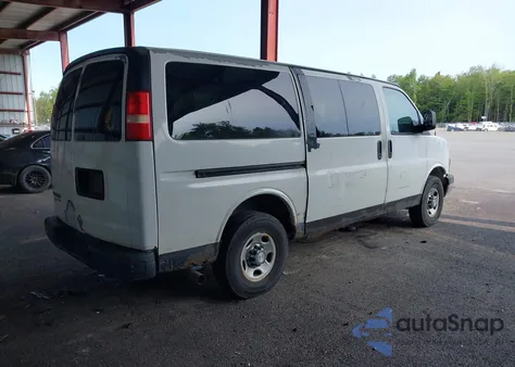 2008 Chevrolet Express Ls z USA, uszkodzony, nr VIN 1GAHG35K481202512